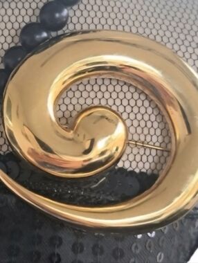 Vintage Monet Textured Gold Brooch